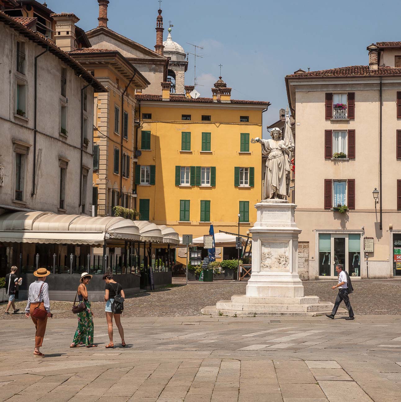 Piazza della Loggia_Brescia accessibile turismo senza barriere